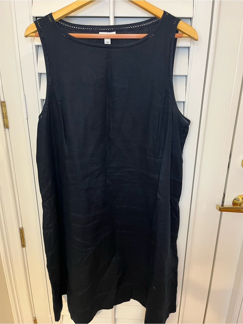 J. Jill Dark Navy 100% Linen Eyelet-Neck Top L